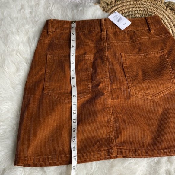 Cotton on rust corduroy mini skirt. Cotton on corduroy tan brown skirt NWT - Picture 4 of 5
